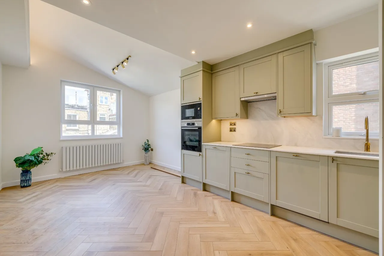Estcourt Road, Fulham, SW6, photo 2
