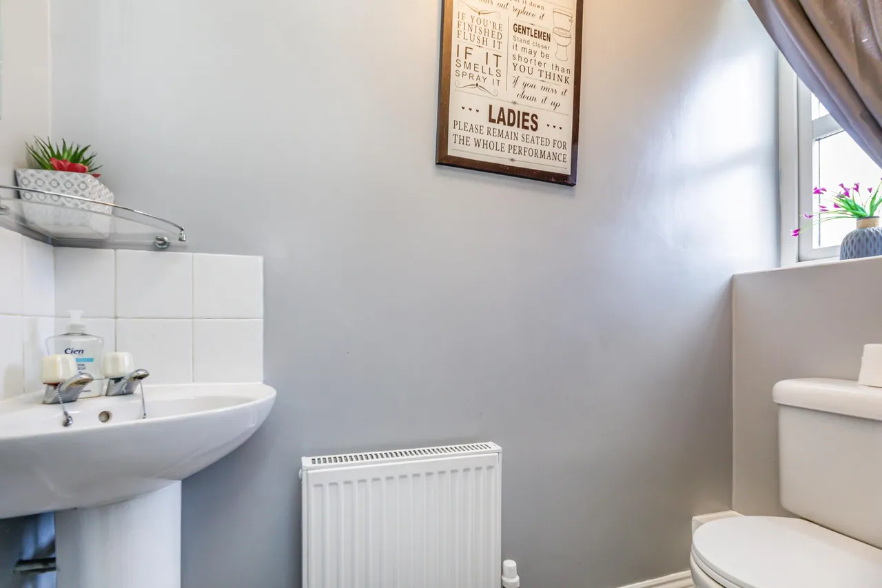 The Willows, Darfield, S73, photo 30