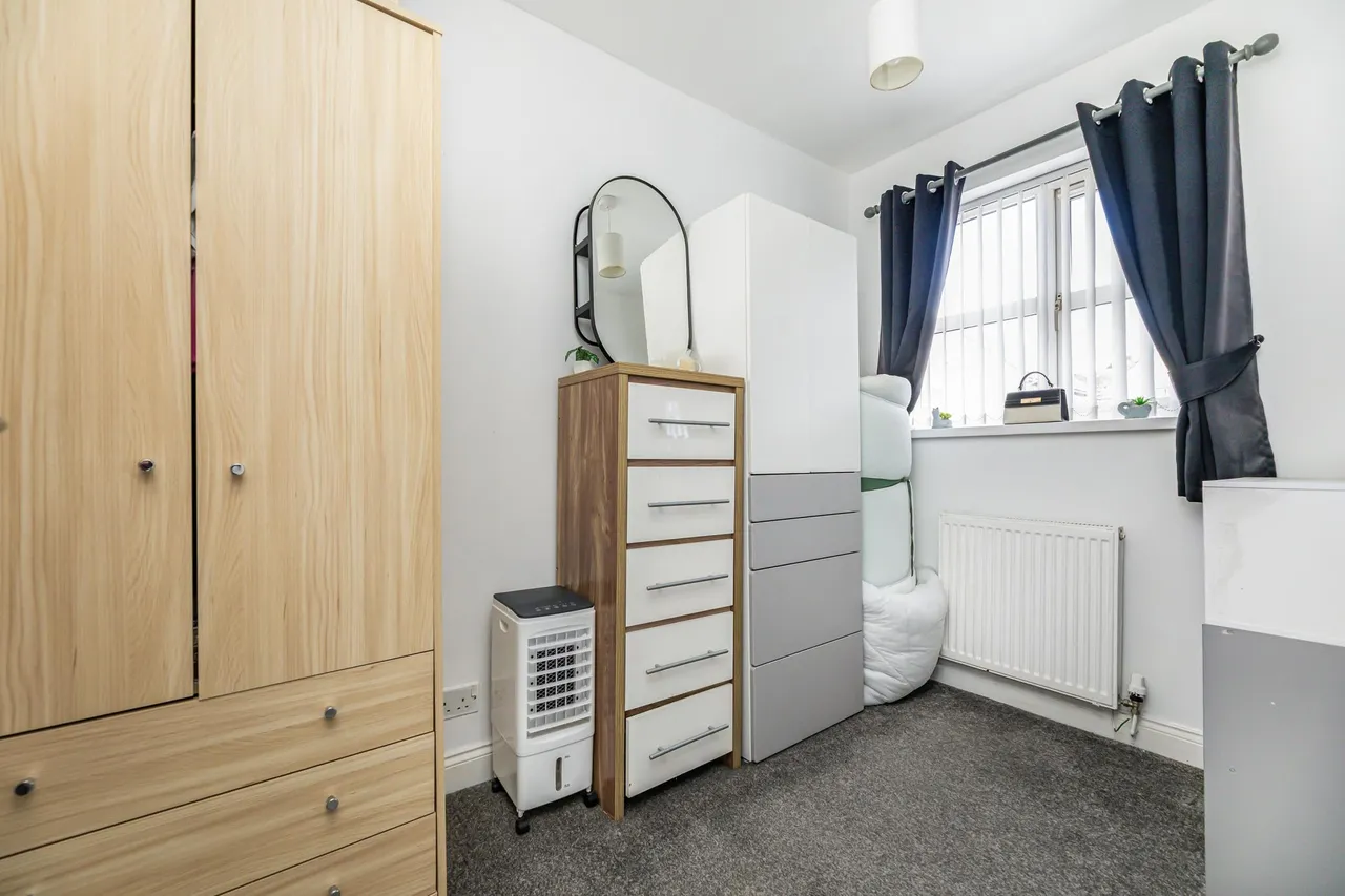 The Willows, Darfield, S73, photo 28