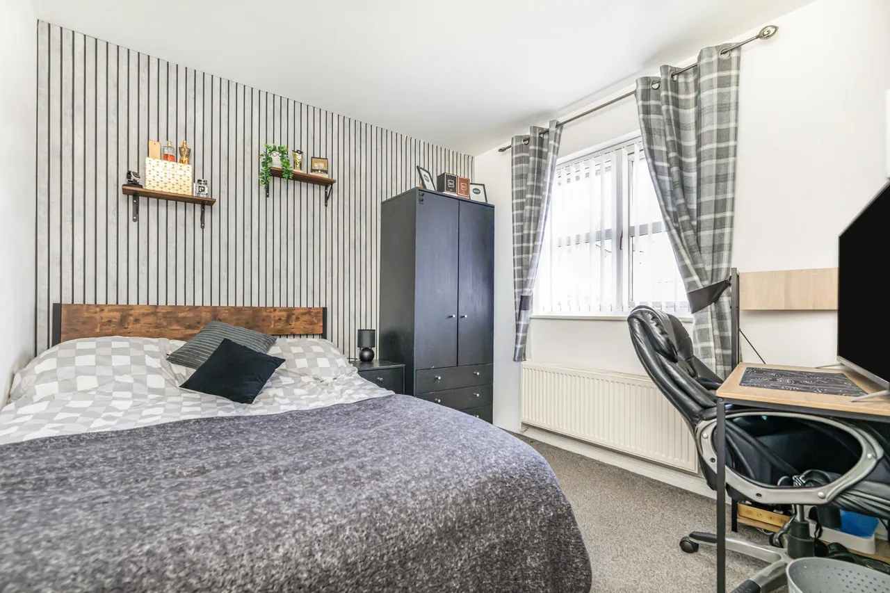 The Willows, Darfield, S73, photo 27