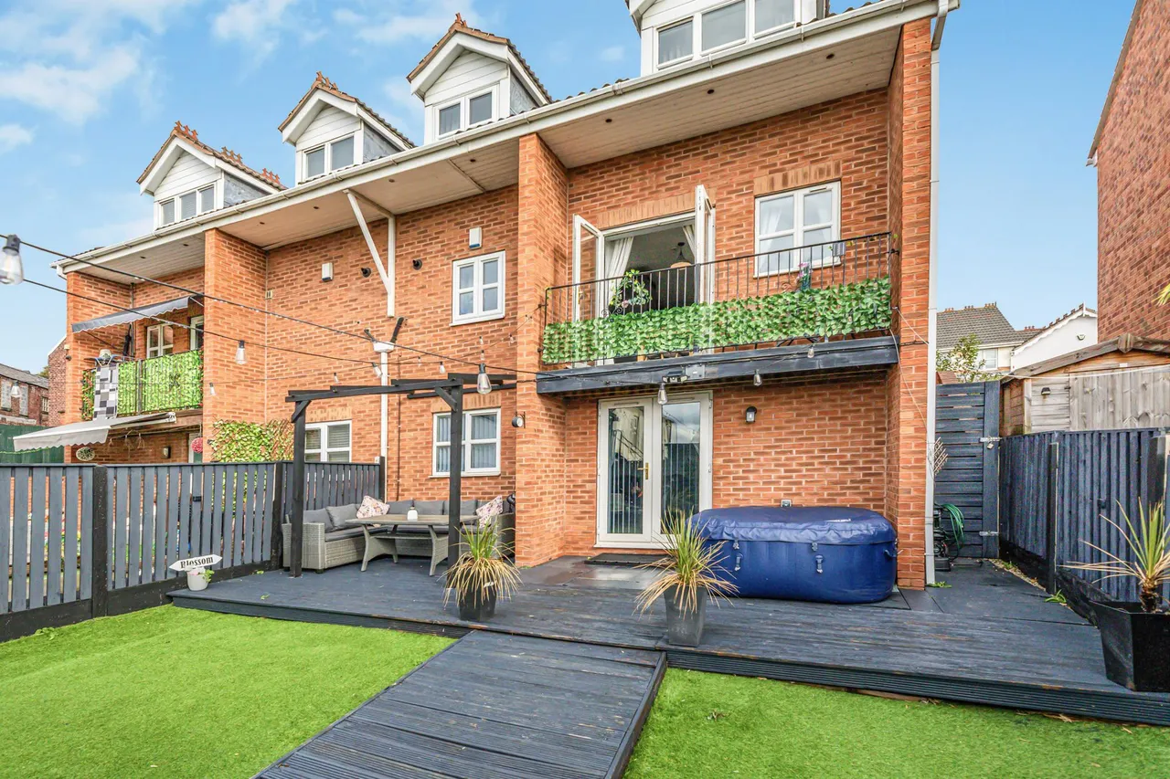 The Willows, Darfield, S73, photo 35