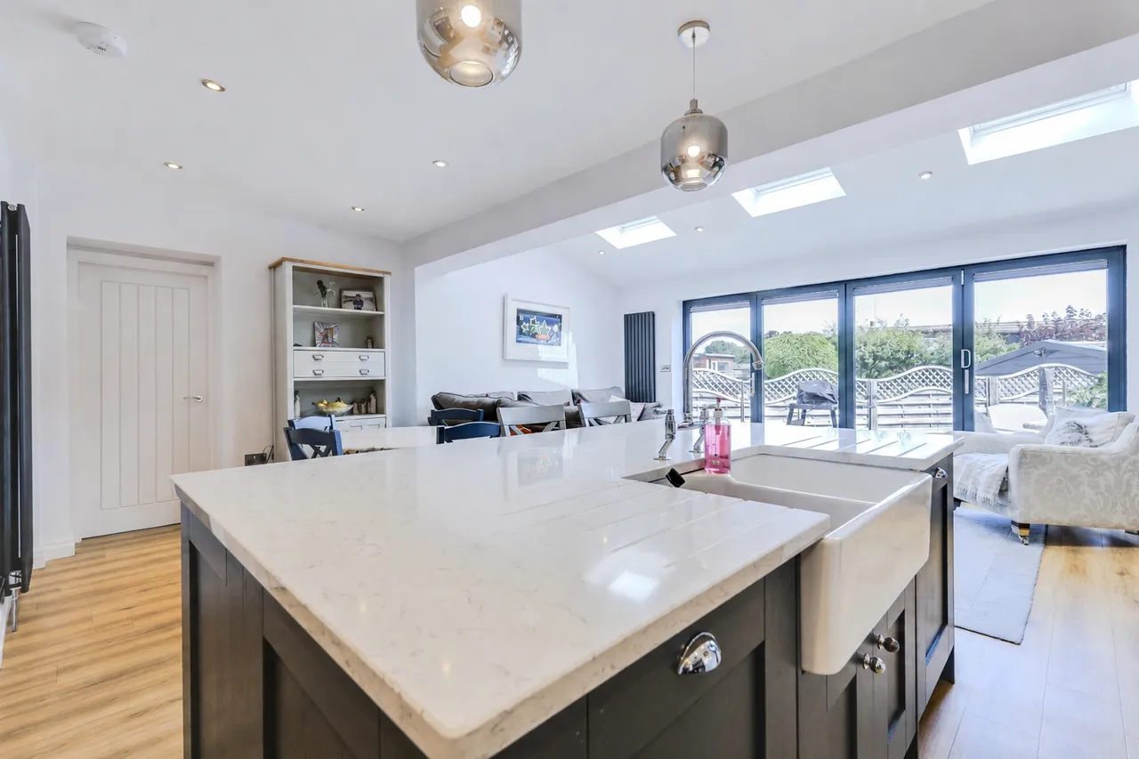 Foxholes Lane, Calverley, LS28, photo 4