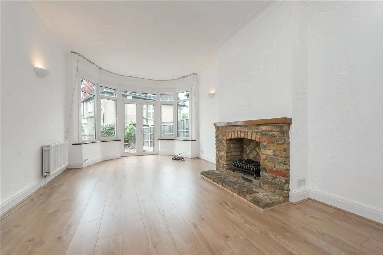 3 bed house for sale — Chelmsford Square, Kensal Rise, London, NW10