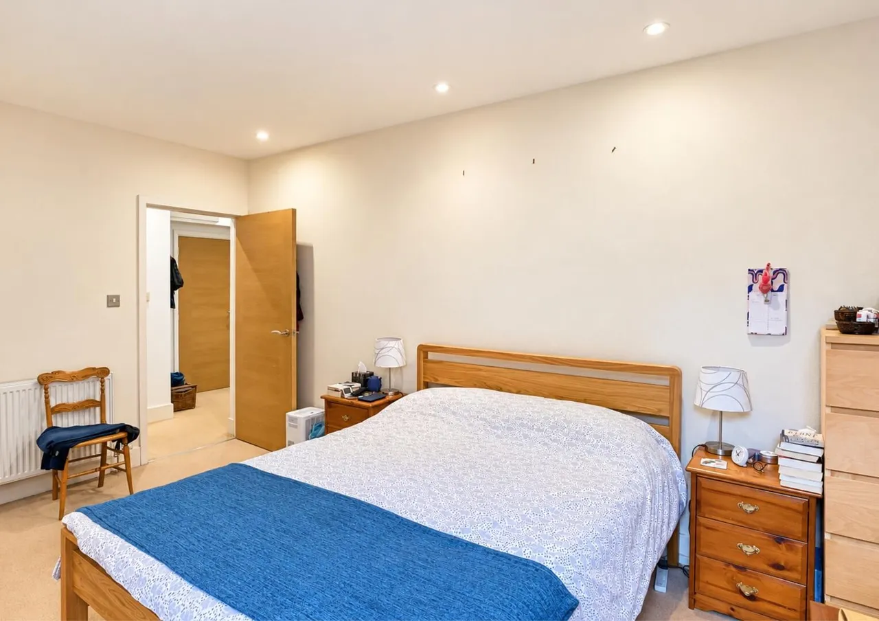 North Parade, Frome, BA11, photo 17