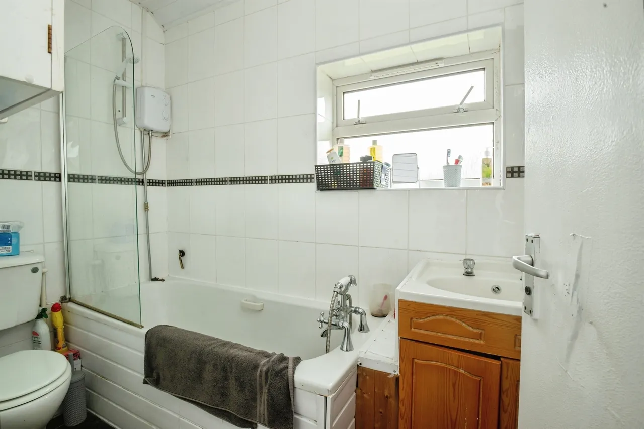 Willow Street, Pontypridd, CF37, photo 13