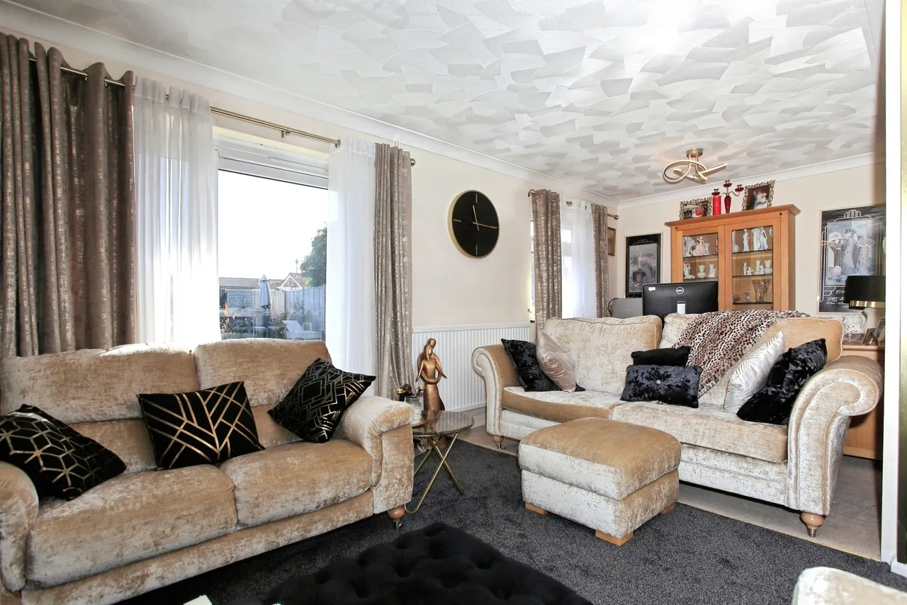Bythorn Road, Peterborough, PE2, photo 3