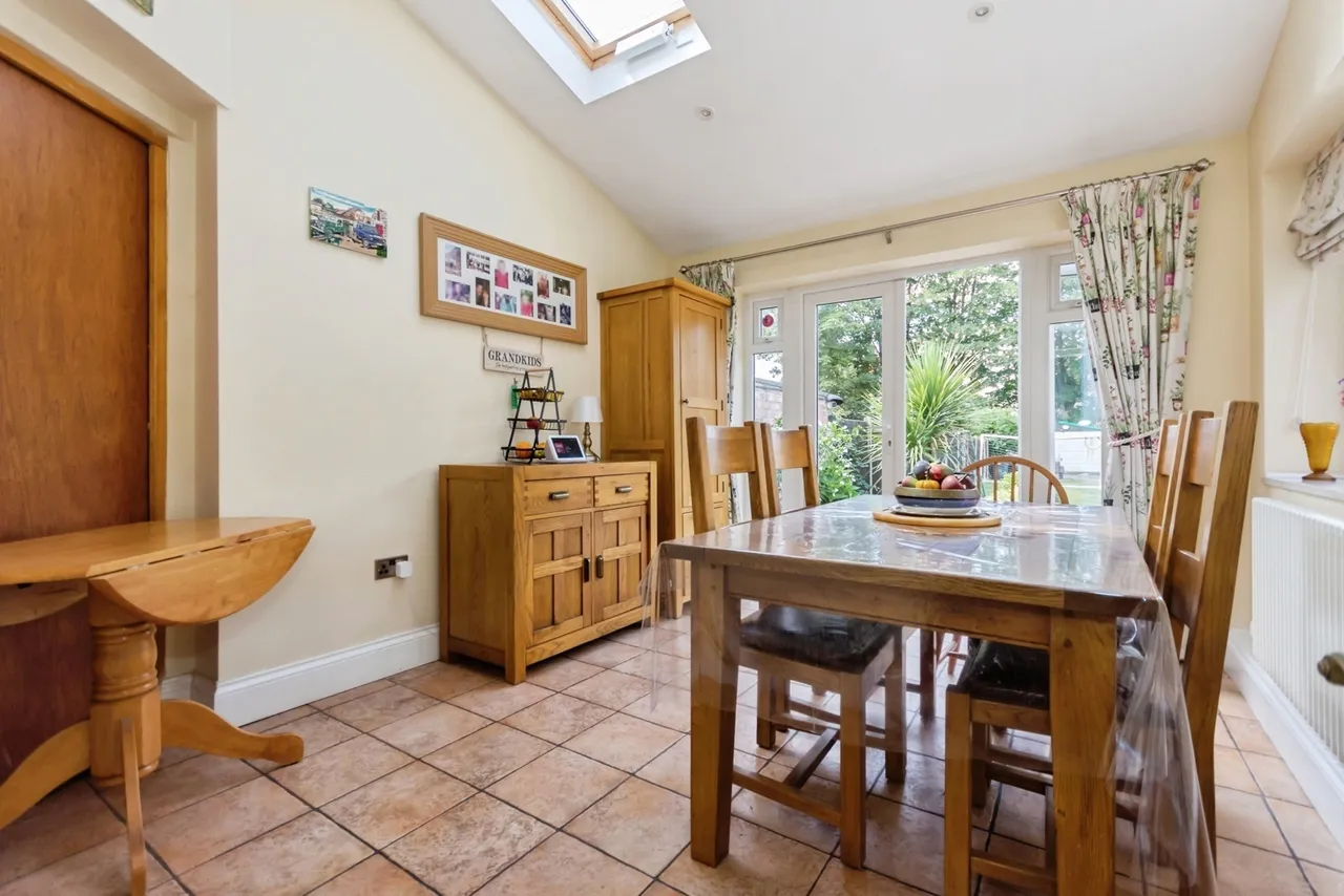 Fox Hollies Road, Hall Green, Birmingham, West Midlands, B28, photo 8
