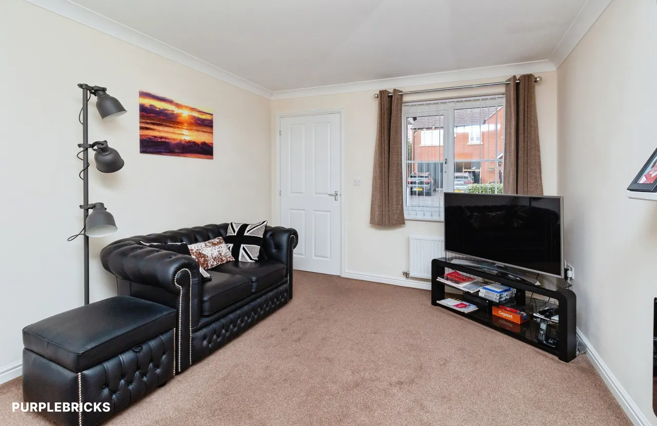 Greenfields Drive, Newport, TF10, photo 2