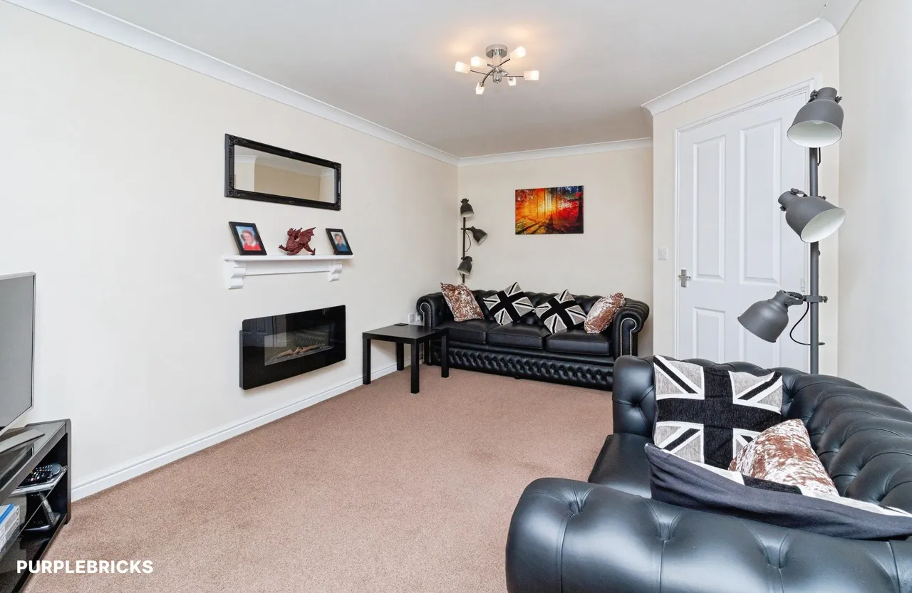 Greenfields Drive, Newport, TF10, photo 3