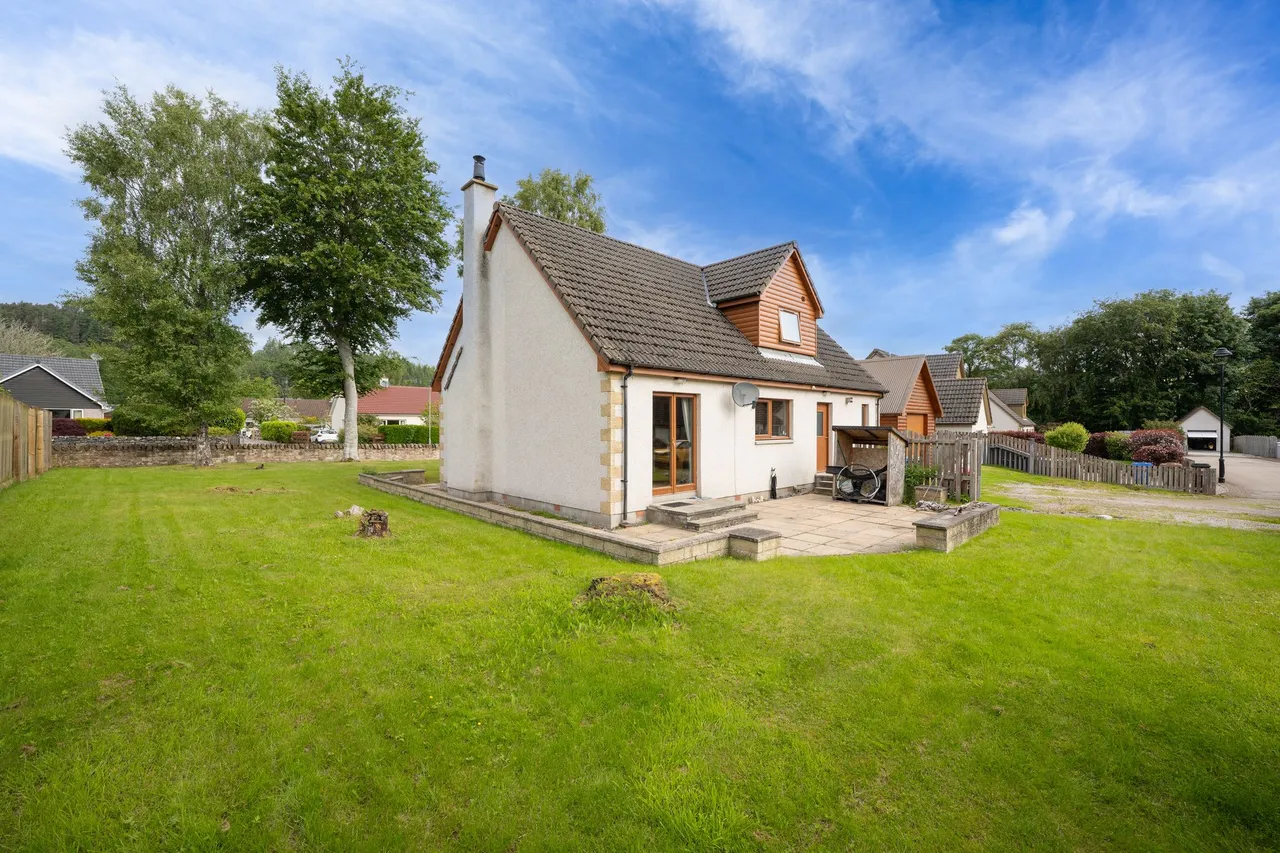 Wood-Side, Drumnadrochit, IV63, photo 28