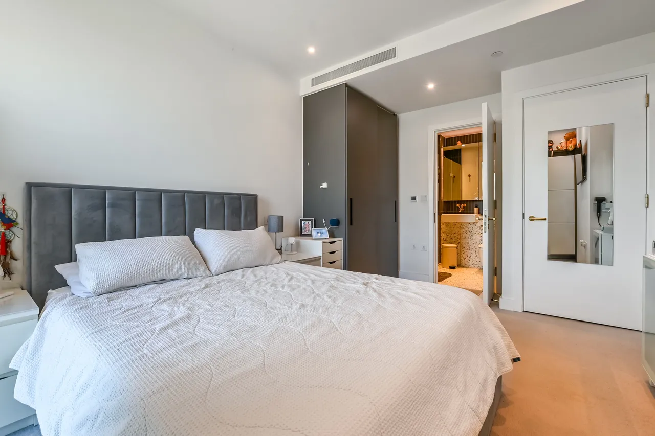 Apartment L15 02, Grand Central Apartments, London, photo 8