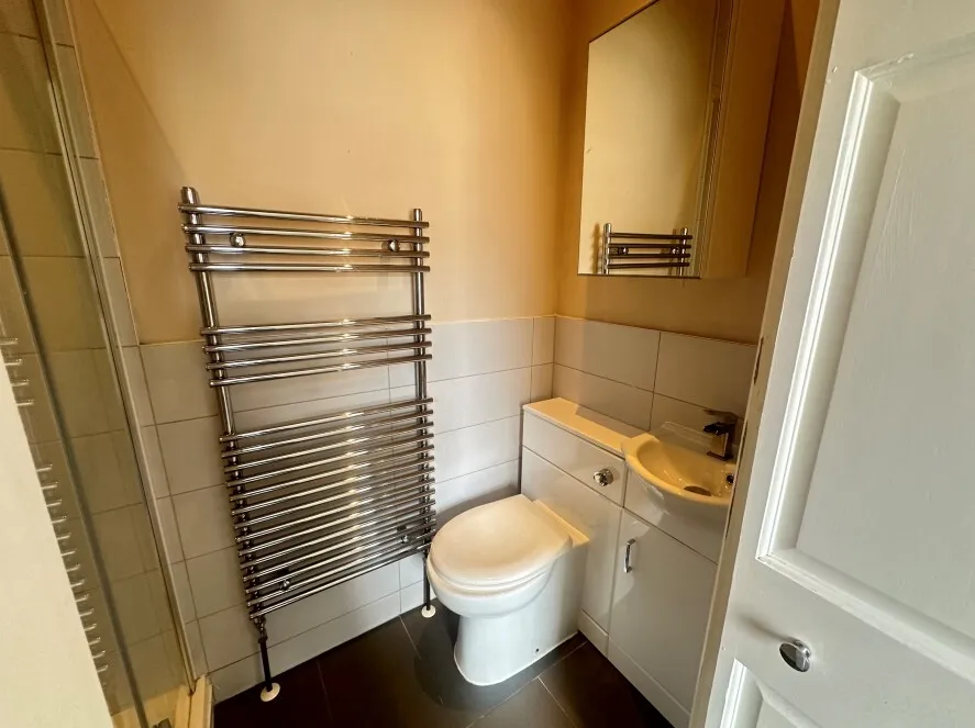 Harley Road, Sale, M33, photo 7