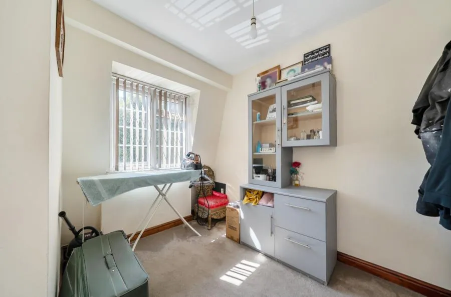 Shepherds House Lane, Earley, RG6, photo 19