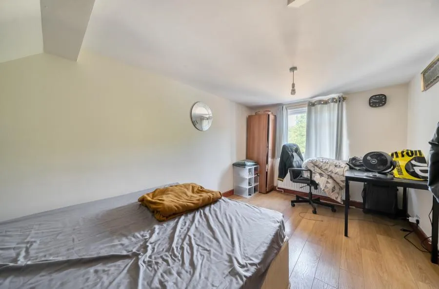 Shepherds House Lane, Earley, RG6, photo 10