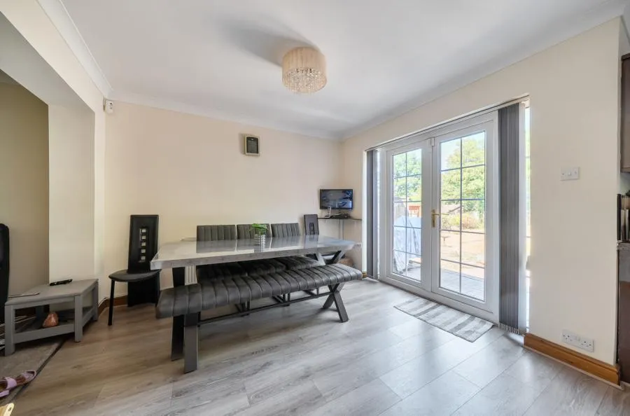 Shepherds House Lane, Earley, RG6, photo 5