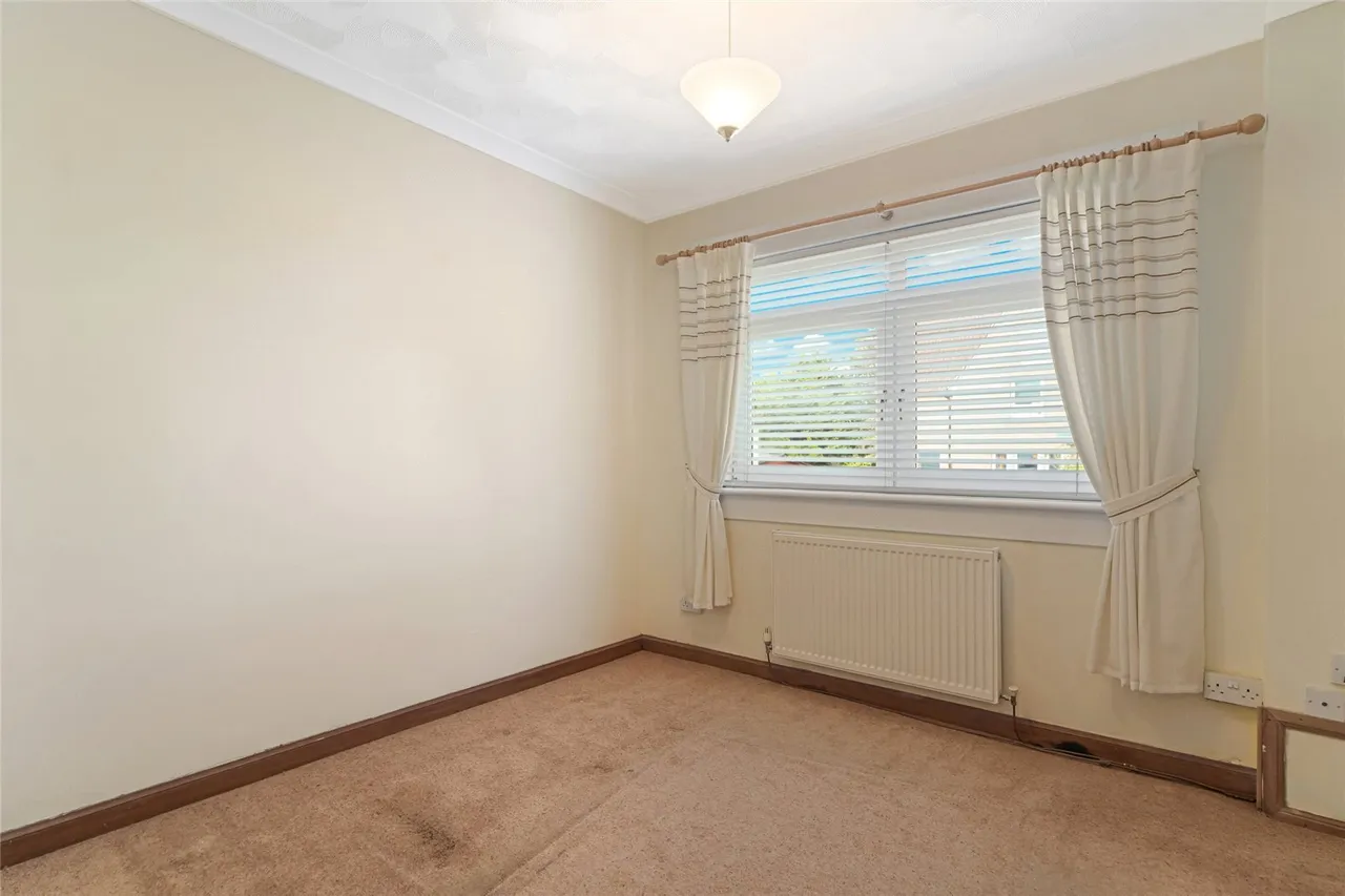 Avondale Drive, Armadale, EH48, photo 8