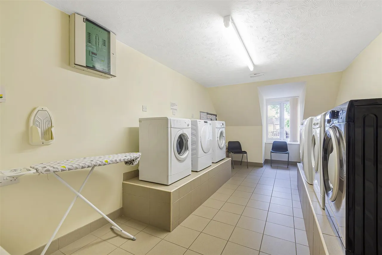 Broomstick Hall Road, Waltham Abbey, EN9, photo 13