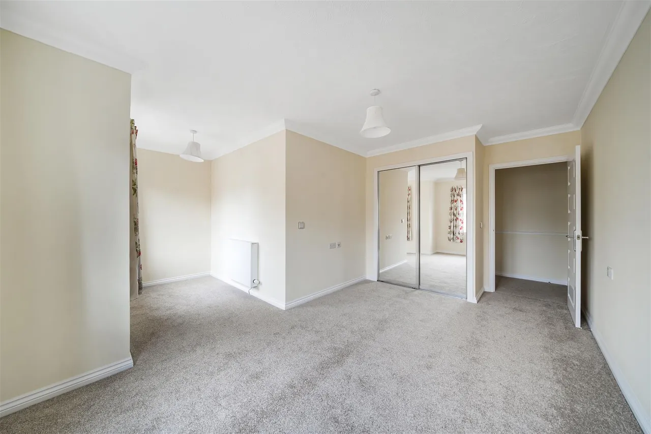 Broomstick Hall Road, Waltham Abbey, EN9, photo 6