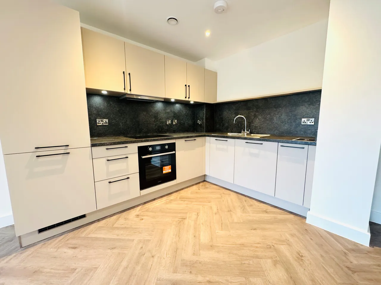 Liversage Street, DERBY, photo 3