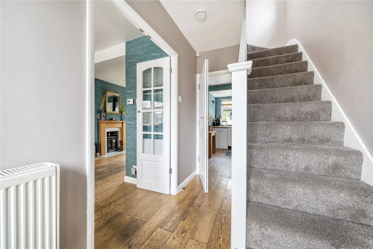 Grange Avenue, East Barnet, Barnet, Greater London, EN4 8NL, photo 7