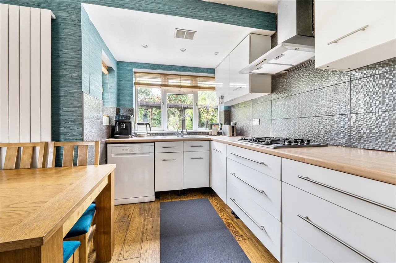 Grange Avenue, East Barnet, Barnet, Greater London, EN4 8NL, photo 6