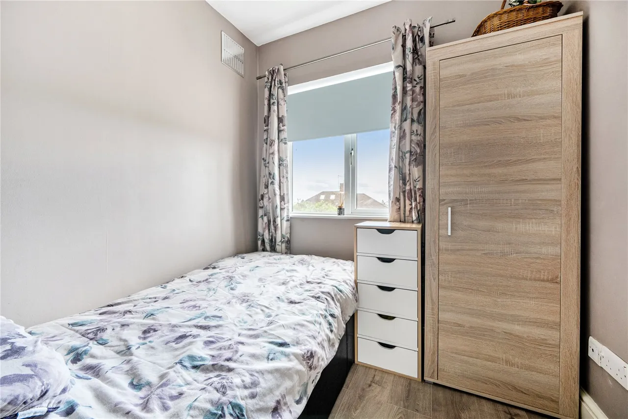 Grange Avenue, East Barnet, Barnet, Greater London, EN4 8NL, photo 13