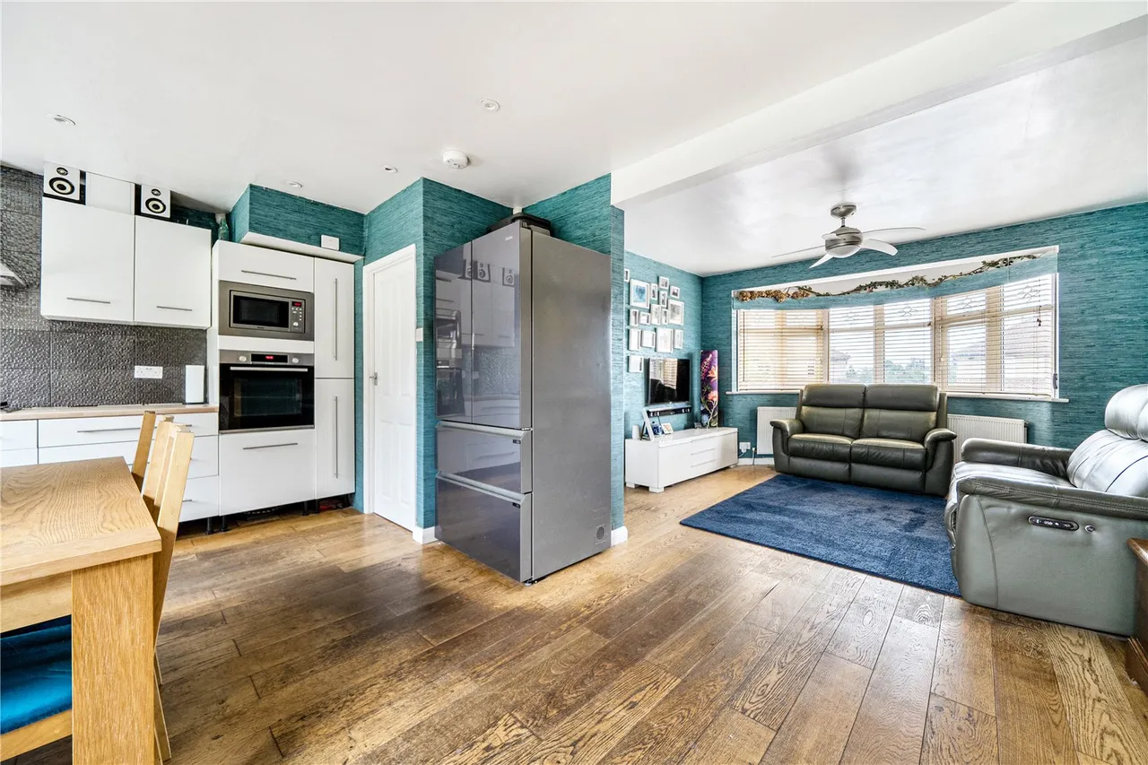 Grange Avenue, East Barnet, Barnet, Greater London, EN4 8NL, photo 5