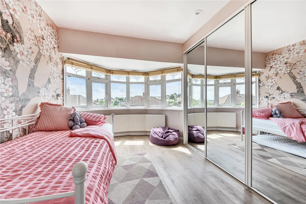 Grange Avenue, East Barnet, Barnet, Greater London, EN4 8NL, photo 11