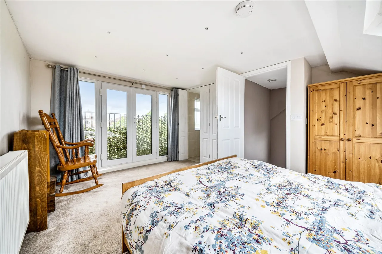 Grange Avenue, East Barnet, Barnet, Greater London, EN4 8NL, photo 8