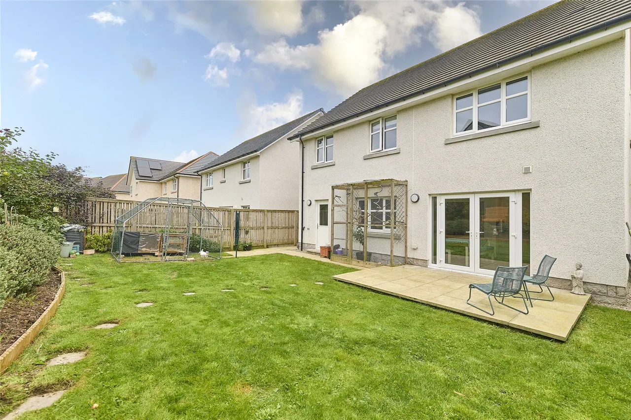 West Craigbank Way, Cults, AB15, photo 28