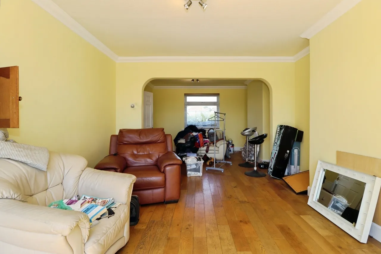 Wesley Avenue, Hanham, BS15, photo 3