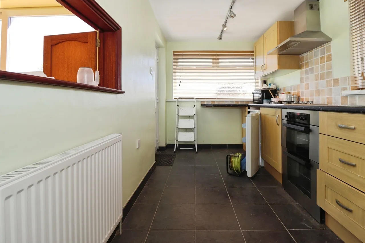 Wesley Avenue, Hanham, BS15, photo 4
