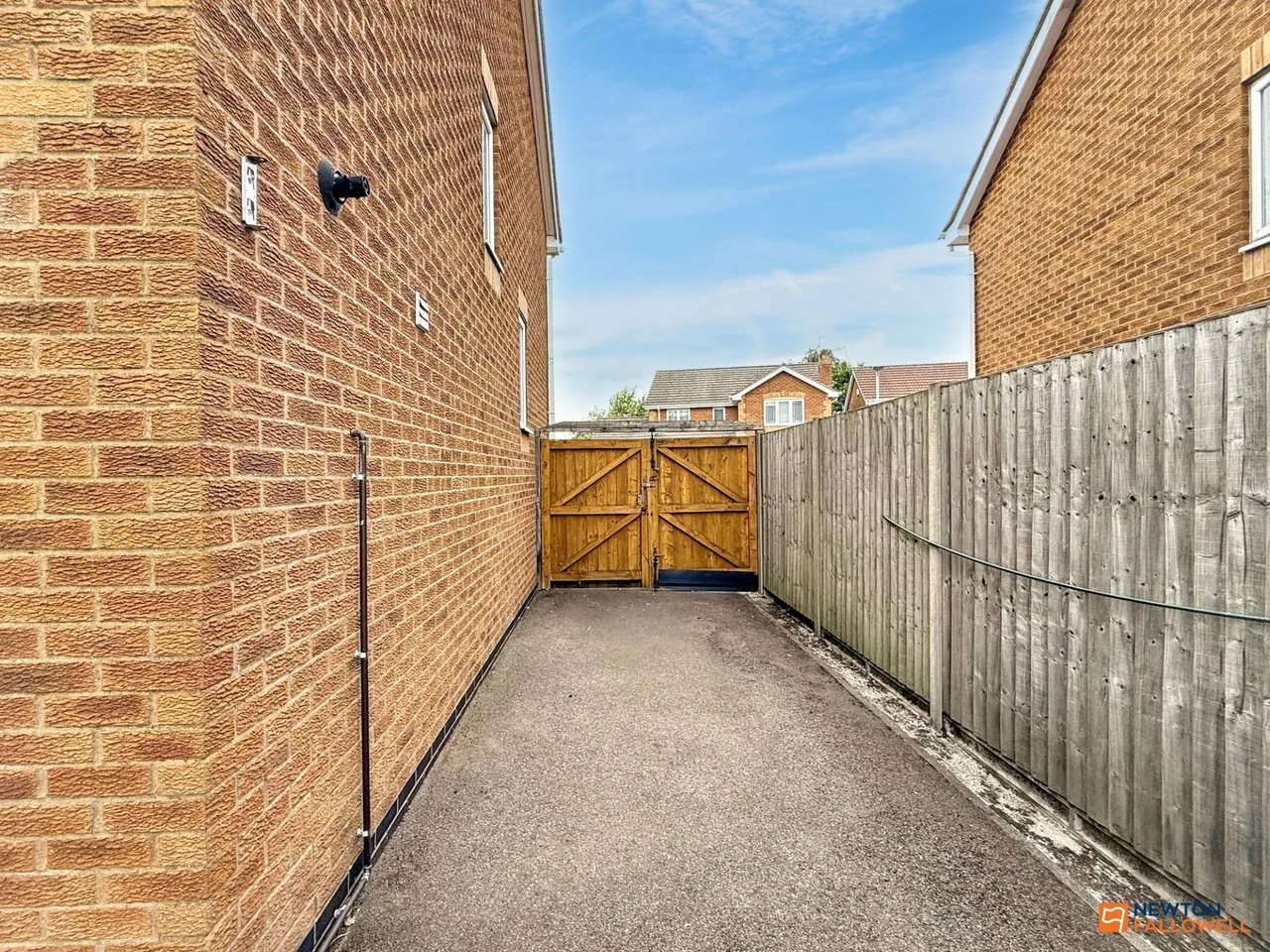 Clutsom Road, Coalville, LE67, photo 23