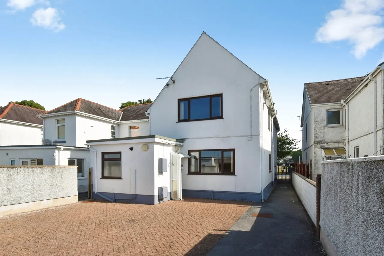 Tirydail Lane, Ammanford, SA18, photo 2
