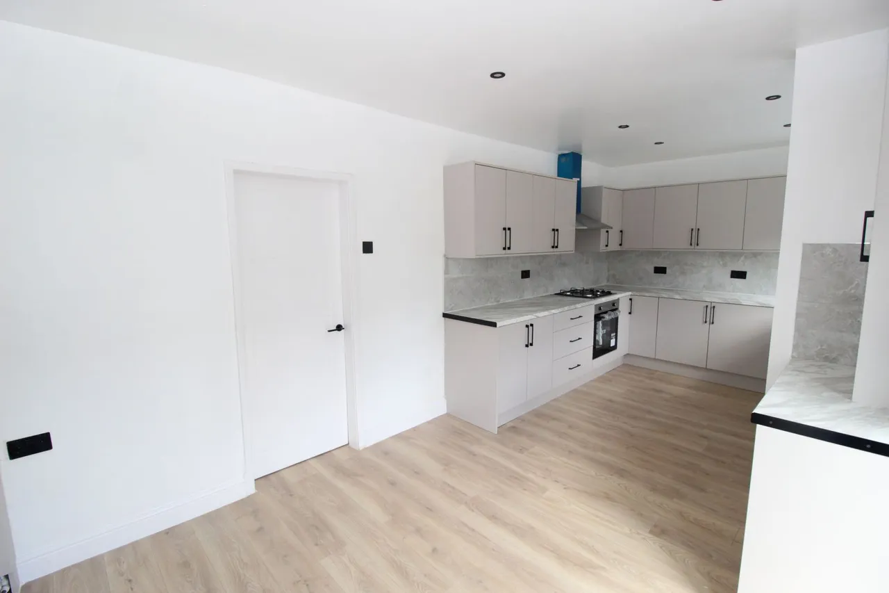 Fountains Way, Bloxwich, photo 9