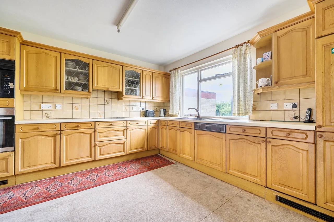Park Close, Middleton Stoney, OX25, photo 4