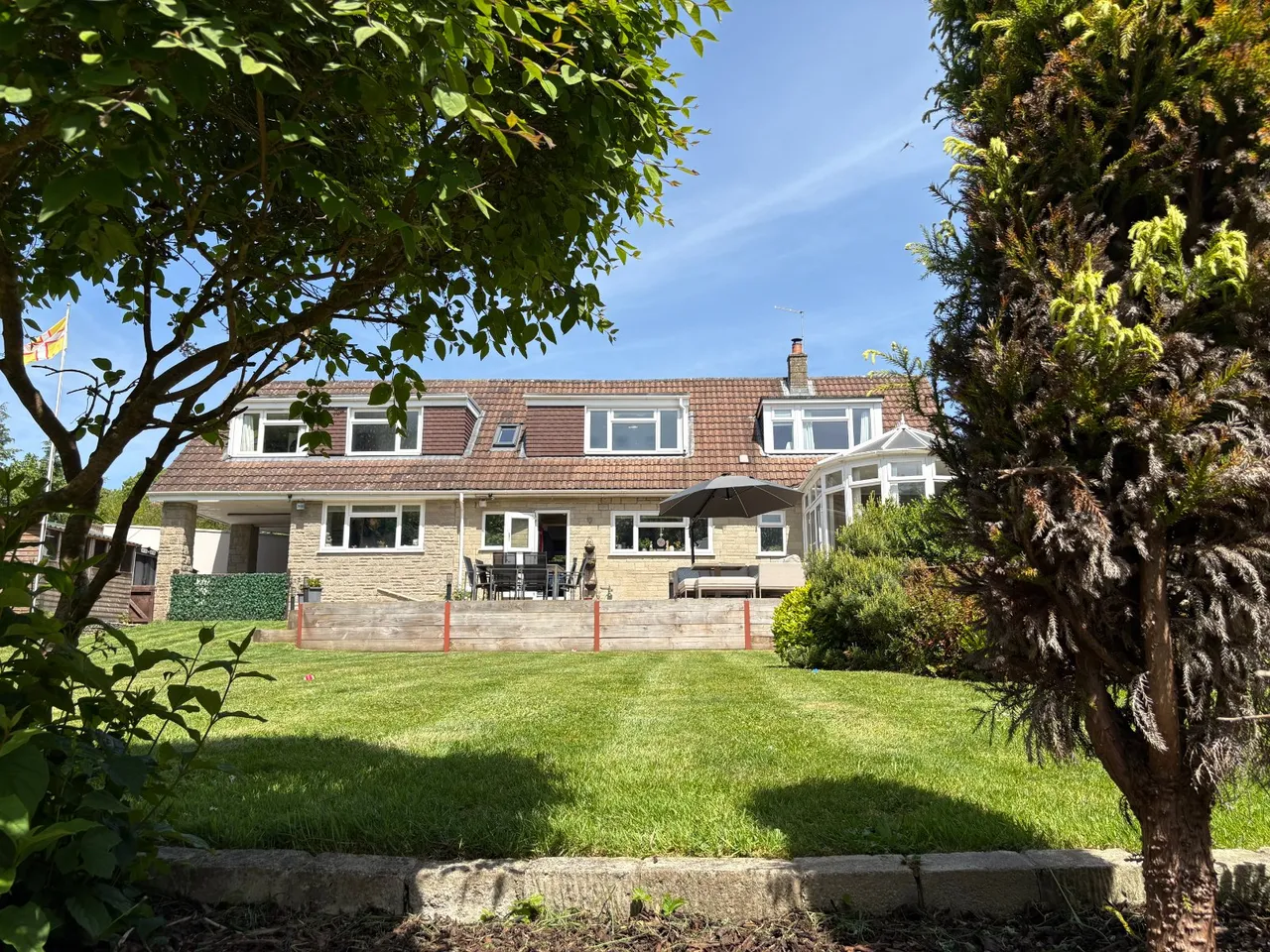 5 bed house for sale — Paddock Close, Shaftesbury, Dorset, SP7 8DD