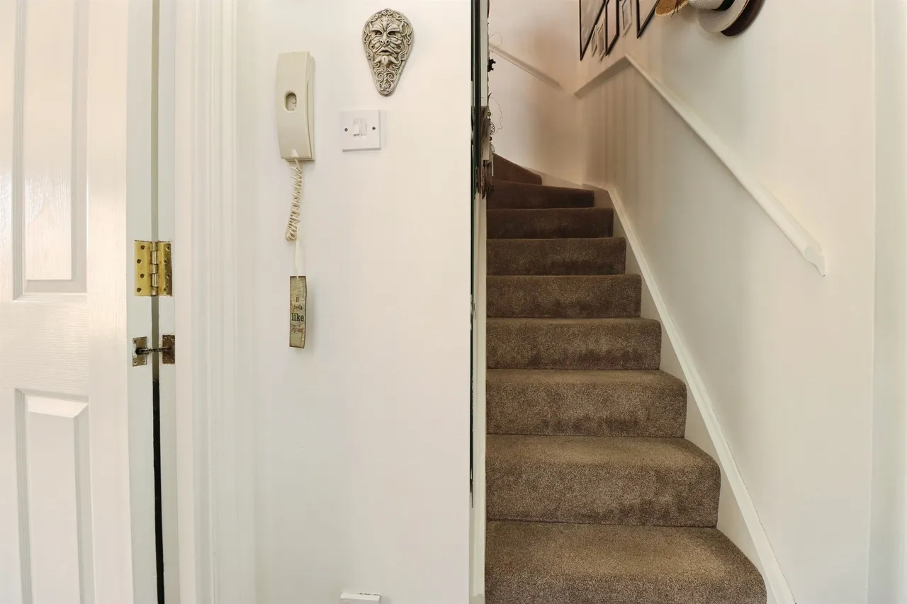 Sarjeant Court, Rothwell, Kettering, photo 5