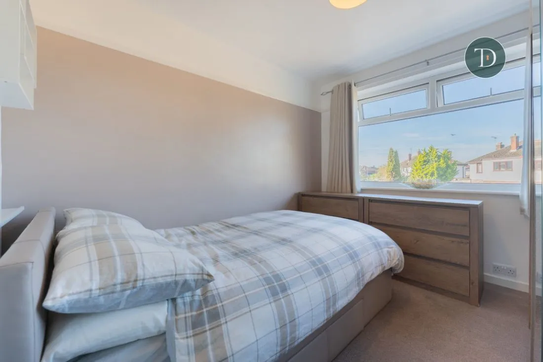 Chester Road, Whitby, CH66 2NY, photo 20