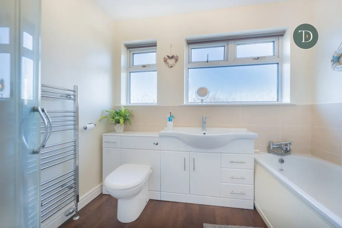 Chester Road, Whitby, CH66 2NY, photo 22