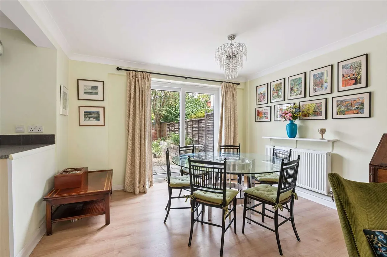 Kings Close, Henley-on-Thames, Oxfordshire, RG9 2DS, photo 6