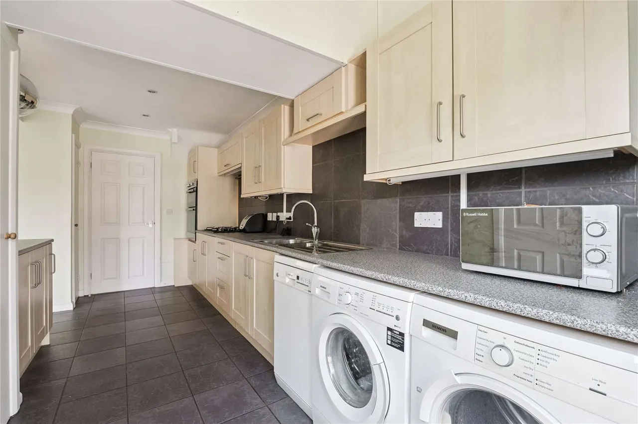 Kings Close, Henley-on-Thames, Oxfordshire, RG9 2DS, photo 8