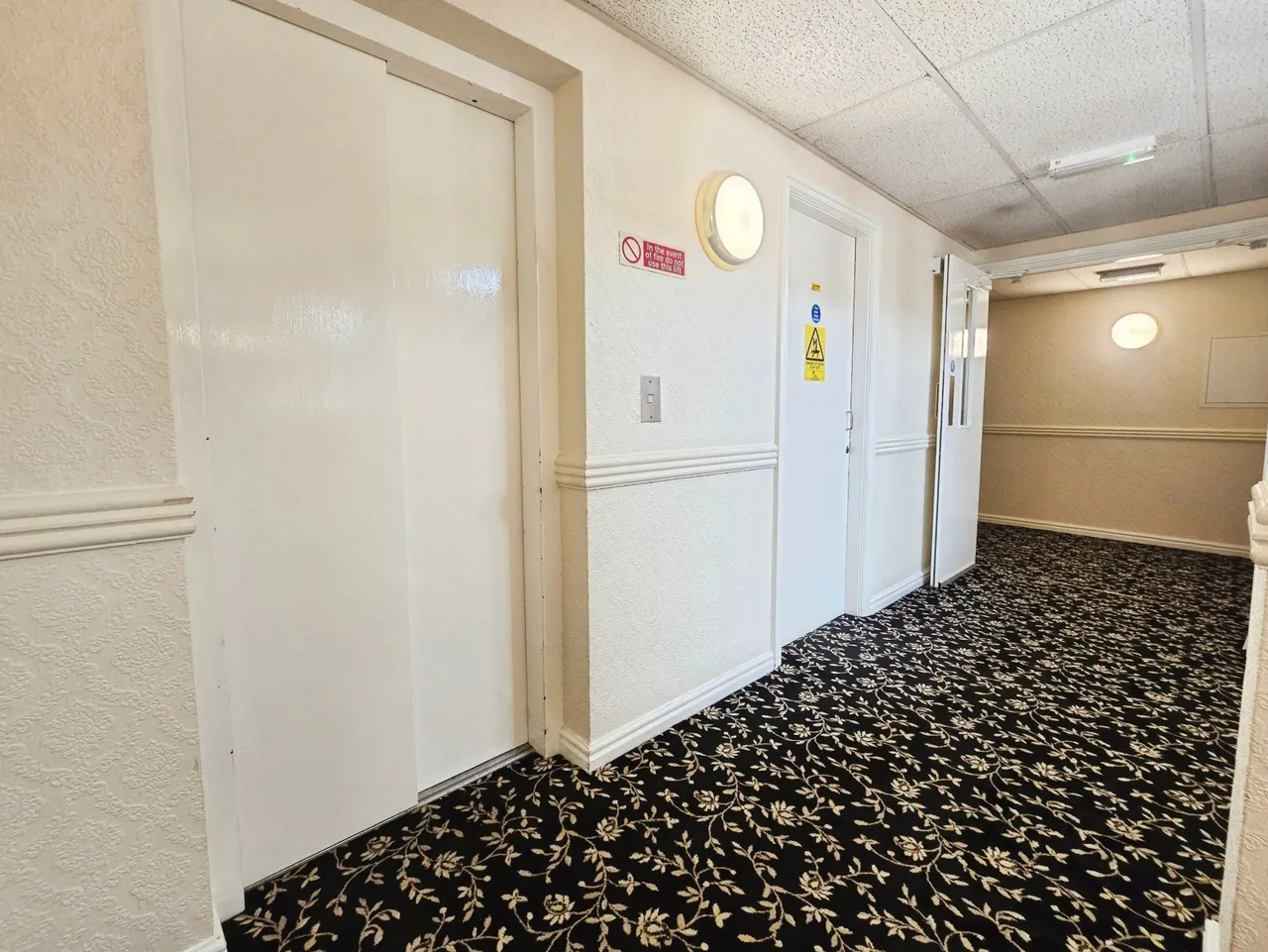 Queens Park House, Queens Park View, CH4, photo 14