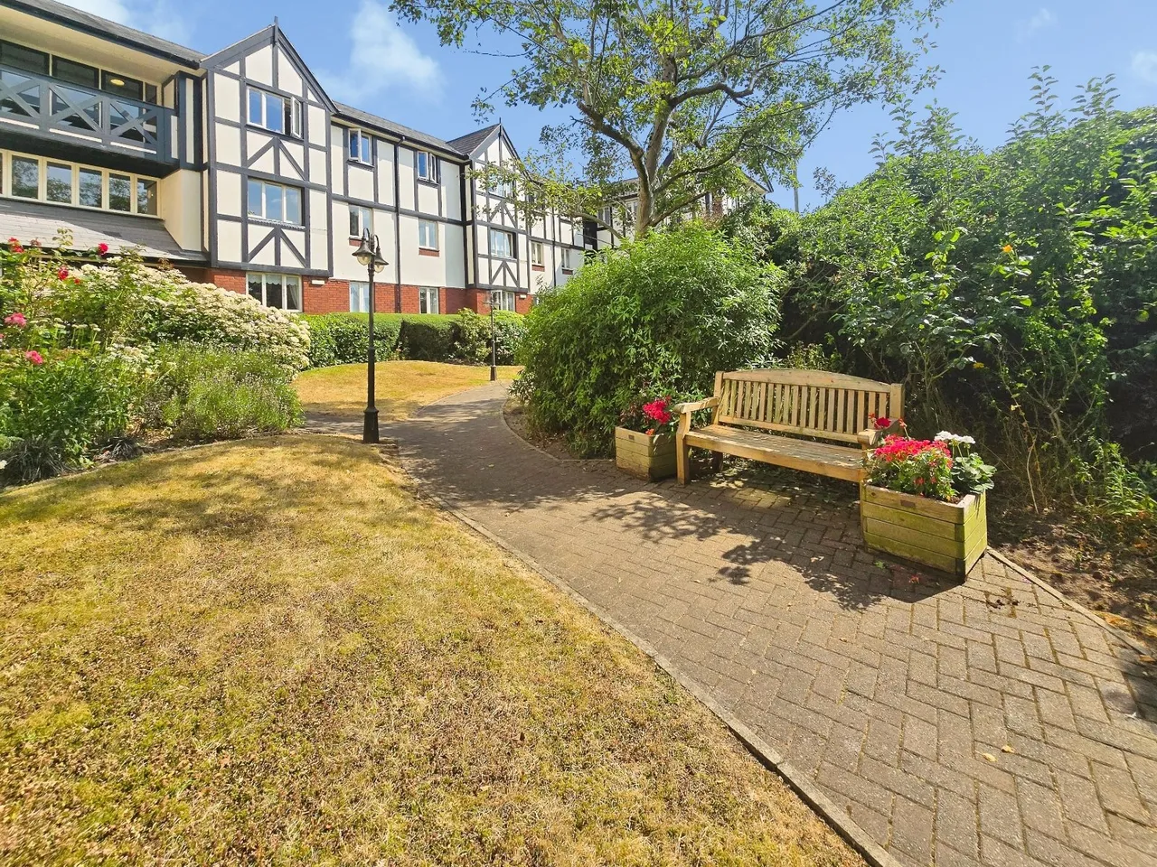 Queens Park House, Queens Park View, CH4, photo 20