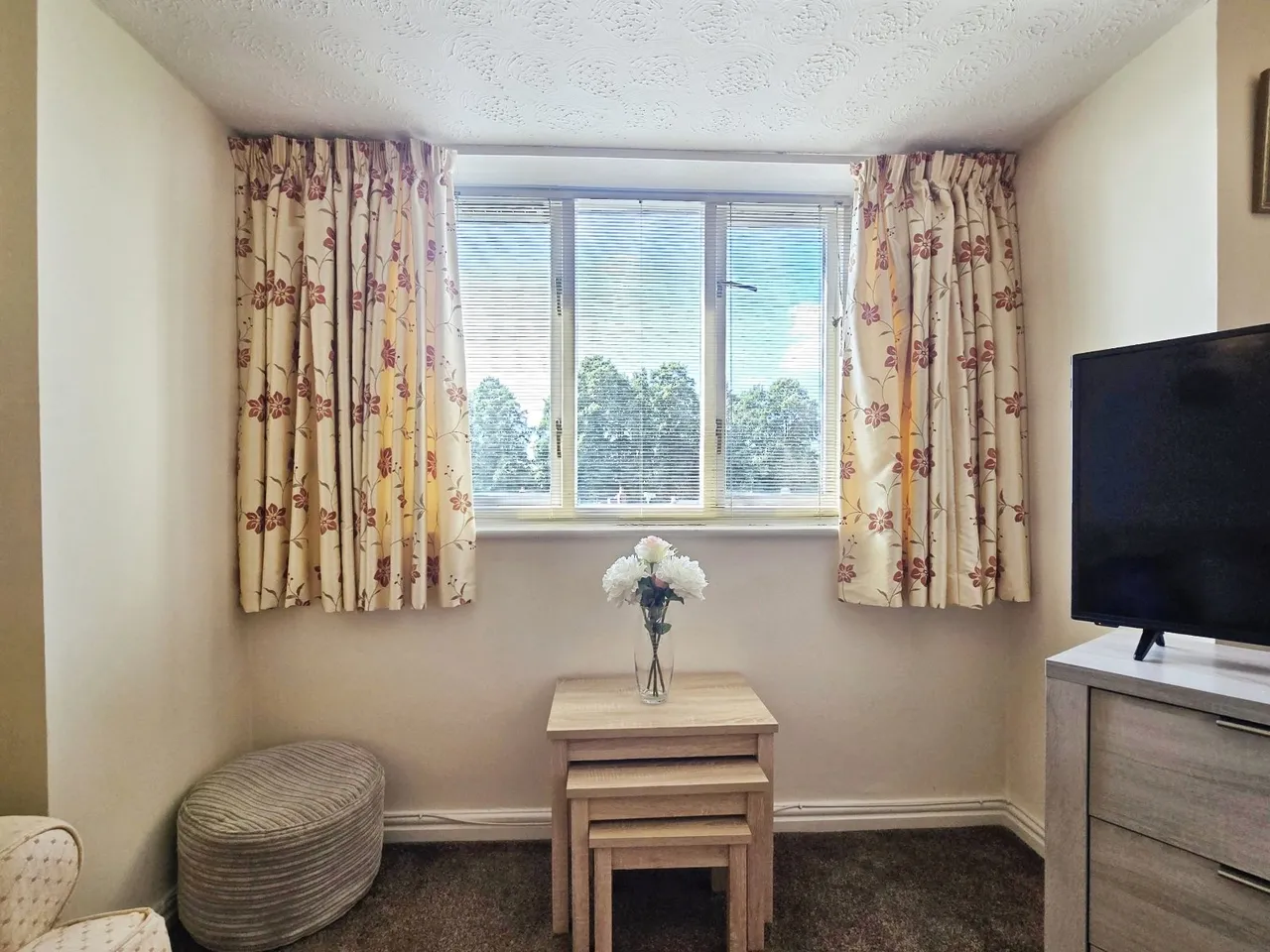 Queens Park House, Queens Park View, CH4, photo 5