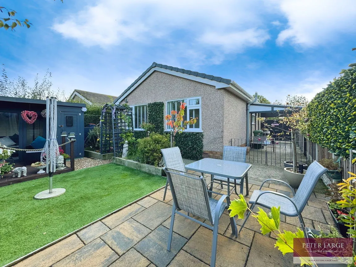 Ffordd Derwen, Rhyl, Denbighshire, LL18 2RN, photo 14