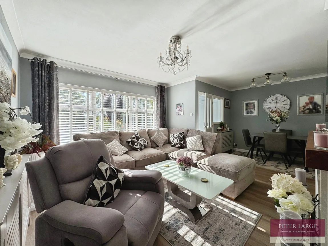Ffordd Derwen, Rhyl, Denbighshire, LL18 2RN, photo 6