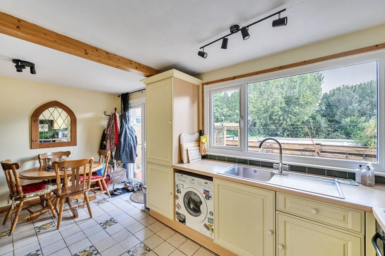 Whatcombe Road, Frome, BA11, photo 3