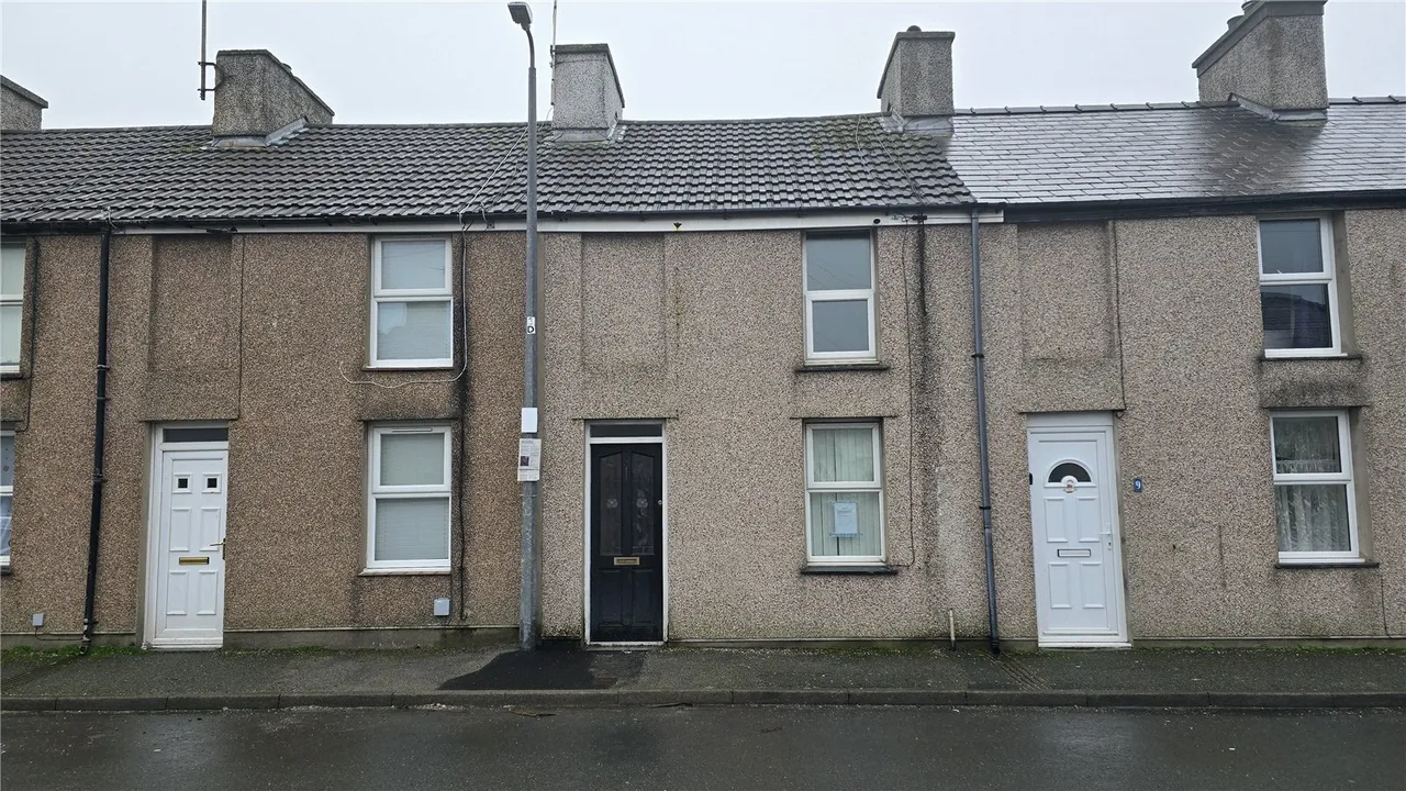 2 bed house for sale, Porthdafarch Road, Holyhead, LL65