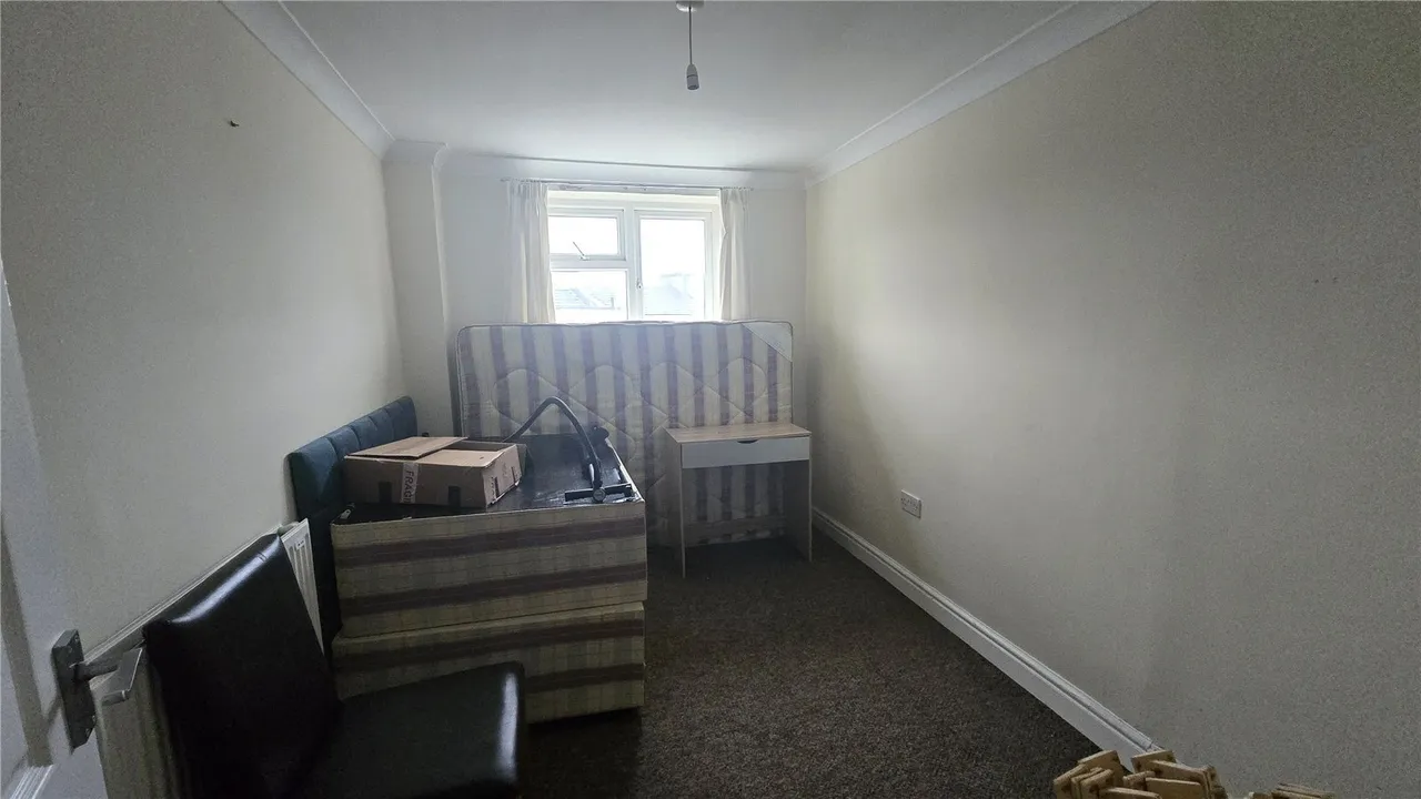 Porthdafarch Road, Holyhead, LL65, photo 13
